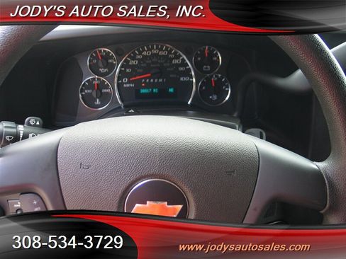 Used 2014 Chevrolet Express 2500 LS image 10