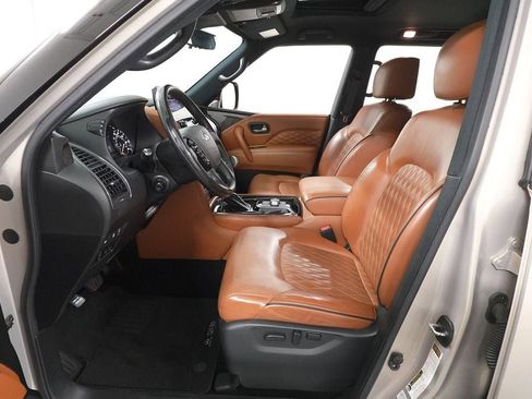 Used 2023 INFINITI QX80 Sensory w/ All-Season Package AWD/4WD image 24