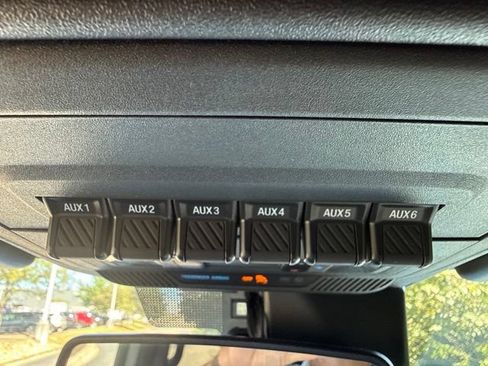 Used 2023 Ford Bronco Badlands AWD/4WD image 32