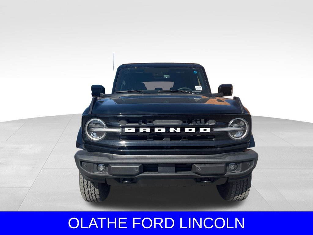 New 2025 Ford Bronco Outer Banks AWD/4WD image 8