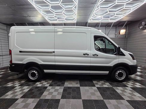 Used 2024 Ford Transit 250 148 Medium Roof w/ Load Area Protection Package RWD image 9