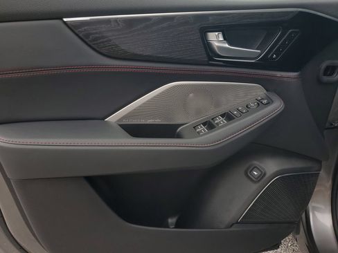 Certified 2022 Acura MDX Type S AWD/4WD image 21