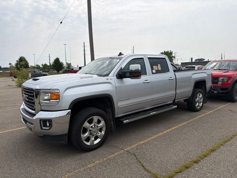 Used 2018 GMC Sierra 2500 SLT AWD/4WD image 1
