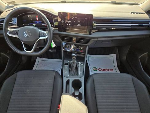 Used 2025 Volkswagen Jetta S FWD image 15