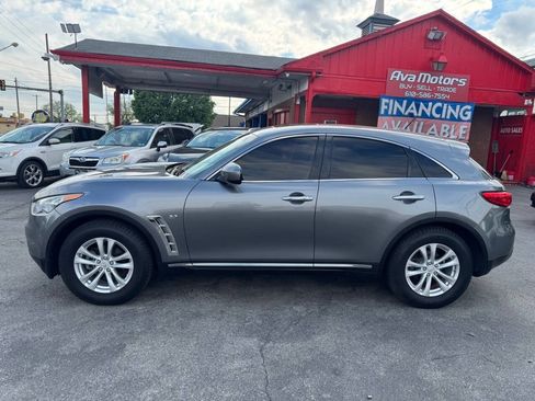 Used 2017 INFINITI QX70 2WD image 6