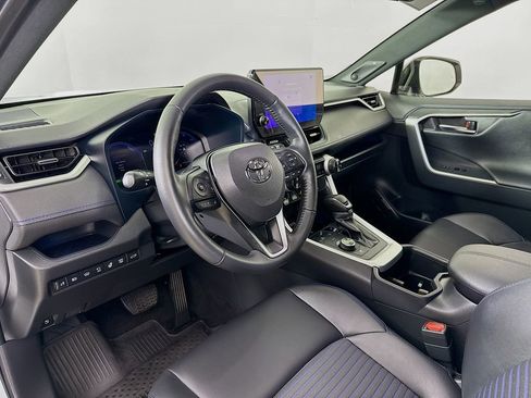 Certified 2025 Toyota RAV4 XSE w/ Advanced Technology Package image 10