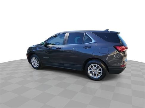Used 2022 Chevrolet Equinox LT image 6