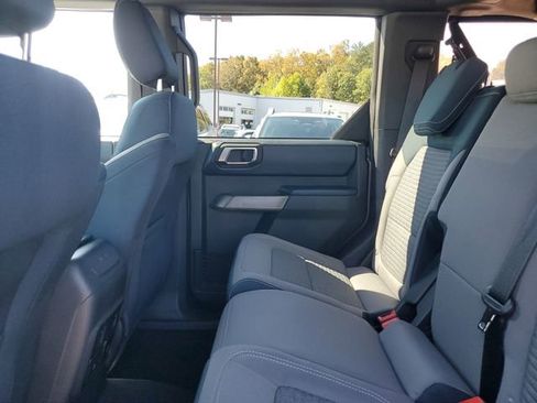 Used 2022 Ford Bronco Outer Banks image 12