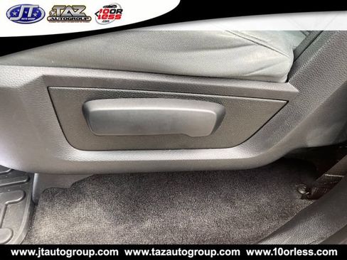 Used 2014 RAM 1500 Express AWD/4WD image 11
