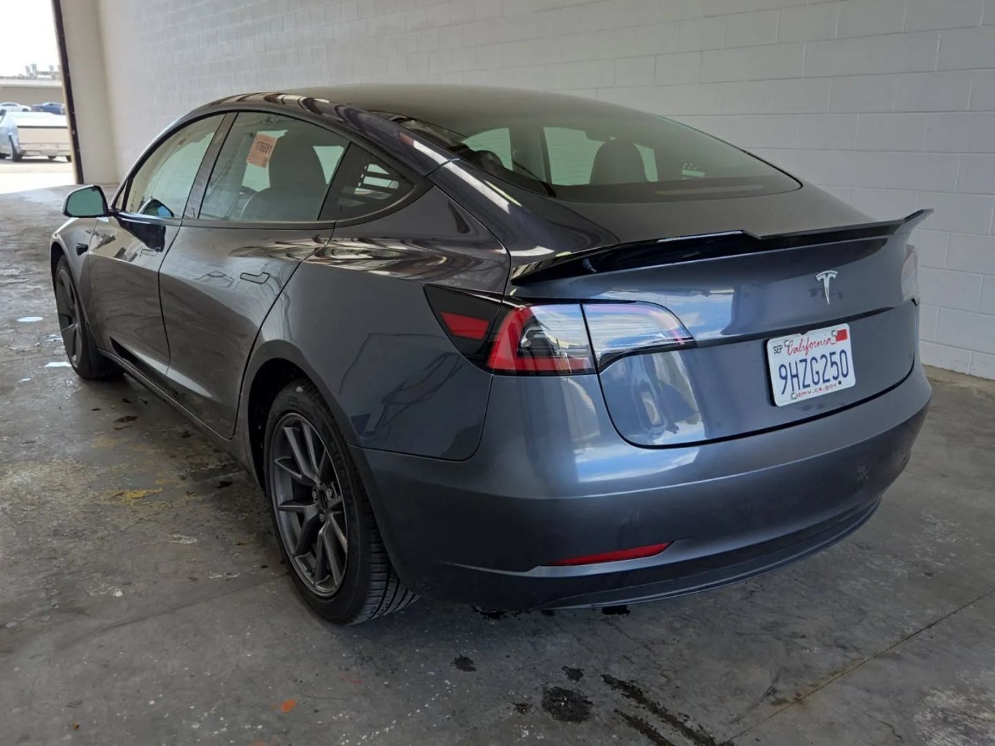 Used 2023 Tesla Model 3 Standard Range RWD image 4