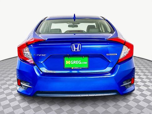 Used 2018 Honda Civic Touring image 8