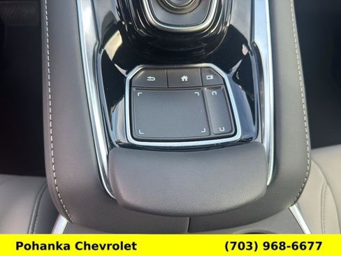 Used 2025 Acura RDX SH-AWD image 17