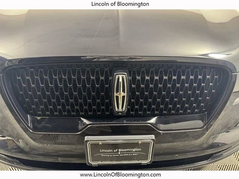 Used 2023 Lincoln Aviator Reserve w/ Equipment Group 201A AWD/4WD image 13