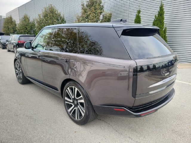 Used 2023 Land Rover Range Rover SE AWD/4WD image 5