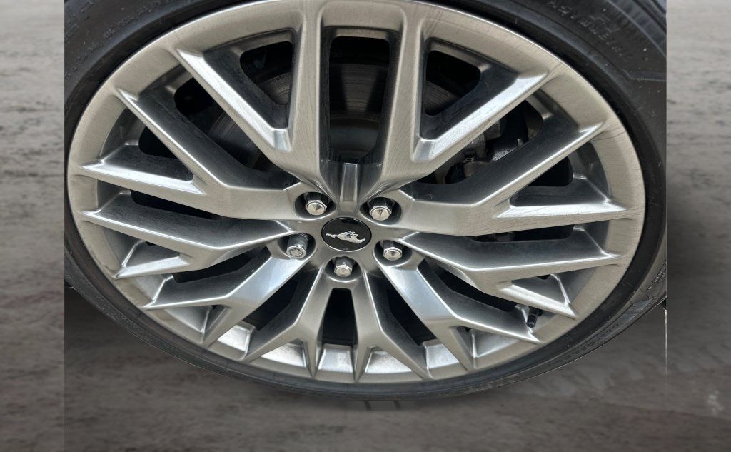 Used 2025 Ford Mustang GT Premium RWD image 19