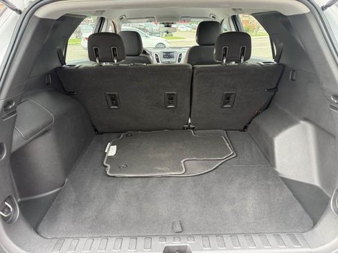 Used 2020 Chevrolet Equinox LS FWD image 15