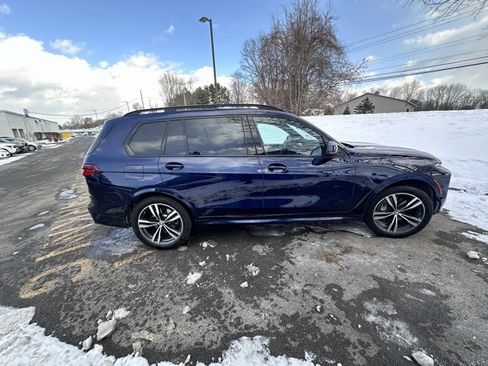 Used 2023 BMW X7 xDrive40i w/ M Sport Package image 2