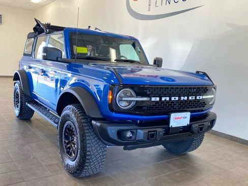 Used 2023 Ford Bronco Wildtrak AWD/4WD image 3