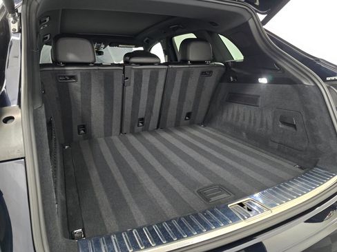 Certified 2023 Porsche Cayenne Platinum Edition AWD/4WD image 21