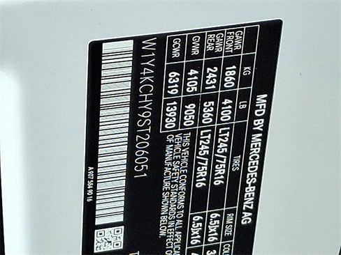 Used 2025 Mercedes-Benz Sprinter 2500 image 27