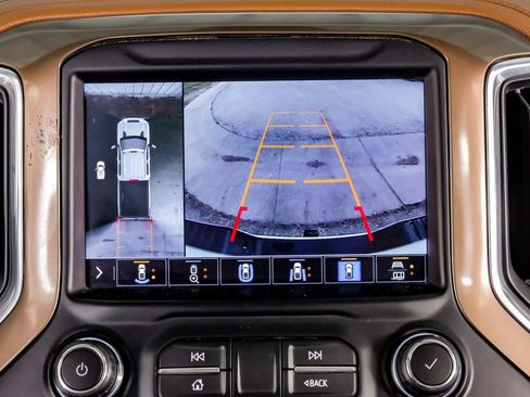 Used 2021 Chevrolet Silverado 2500 High Country w/ Z71 Off-Road Package image 21