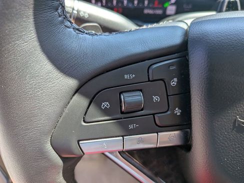 Certified 2024 Cadillac Escalade ESV Premium Luxury AWD/4WD image 15