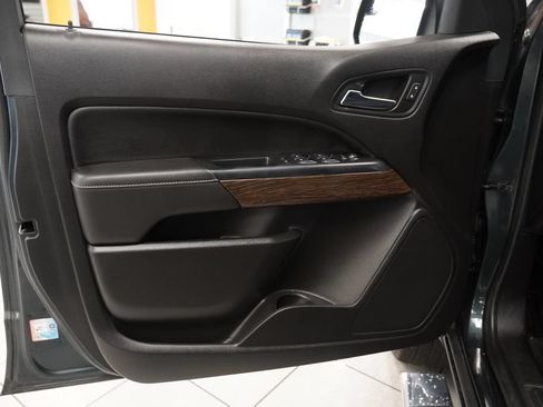 Used 2018 GMC Canyon Denali AWD/4WD image 16