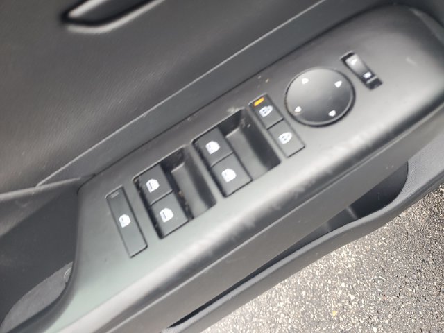 Certified 2025 Hyundai Kona SEL AWD/4WD image 21
