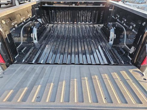 Certified 2023 Chevrolet Silverado 1500 LT image 28