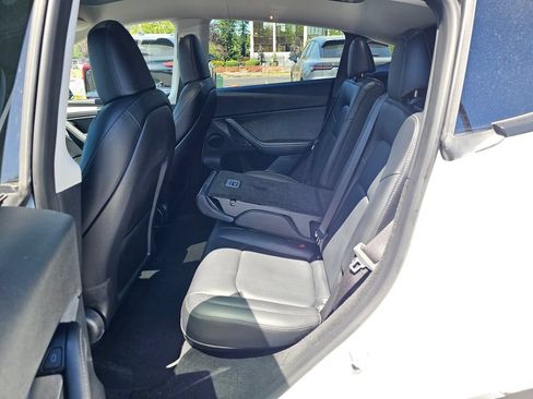 Used 2023 Tesla Model Y Long Range AWD/4WD image 22