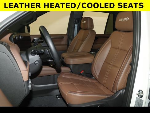 Used 2025 Chevrolet Tahoe High Country w/ LPO, Illumination Package image 3