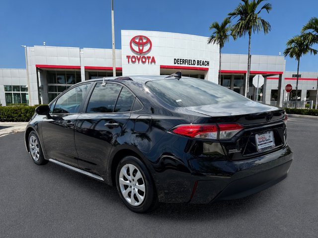 Certified 2024 Toyota Corolla LE FWD image 5