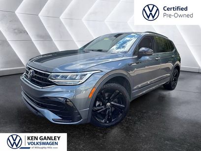 Certified 2023 Volkswagen Tiguan SE R-Line