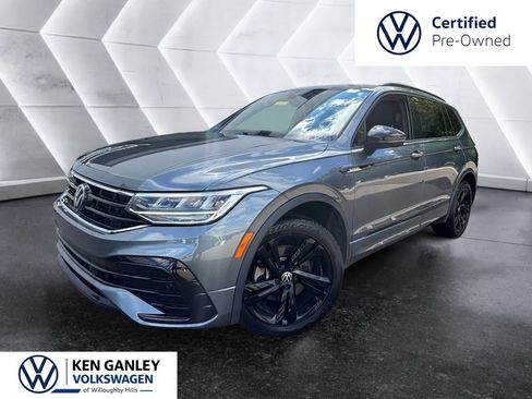 Certified 2023 Volkswagen Tiguan SE R-Line FWD image 1