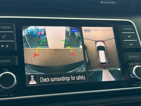 Used 2019 Nissan Kicks SR FWD image 21