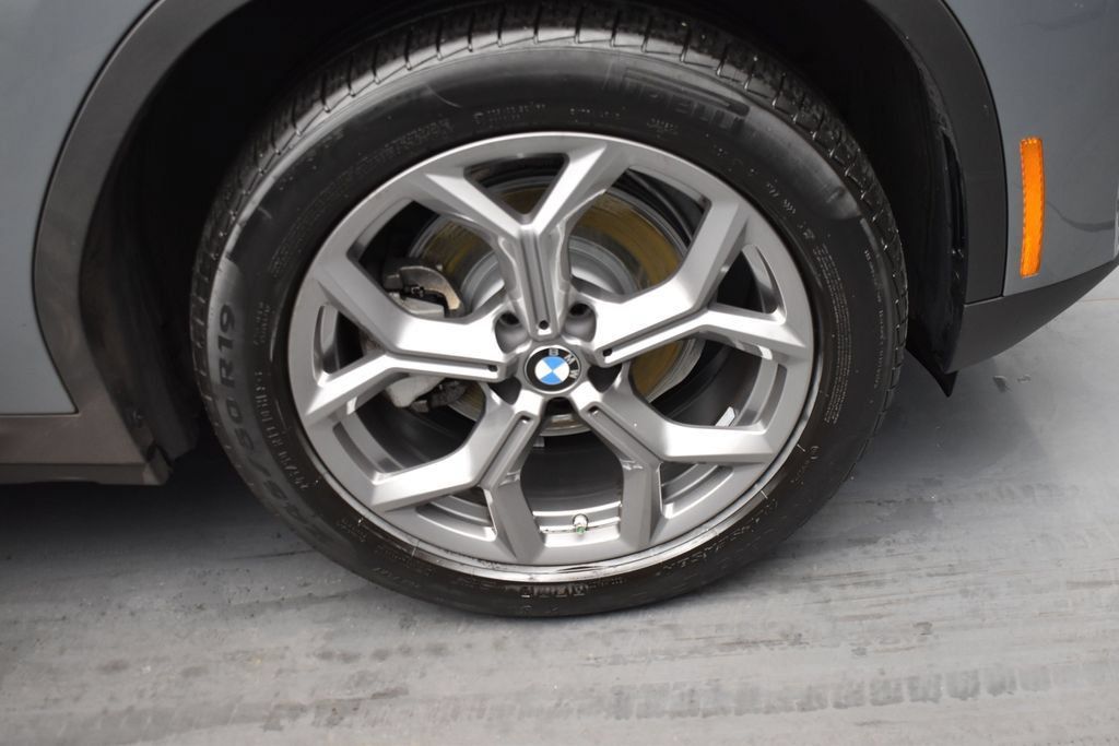 Used 2024 BMW X3 xDrive30i w/ Premium Package AWD/4WD image 14