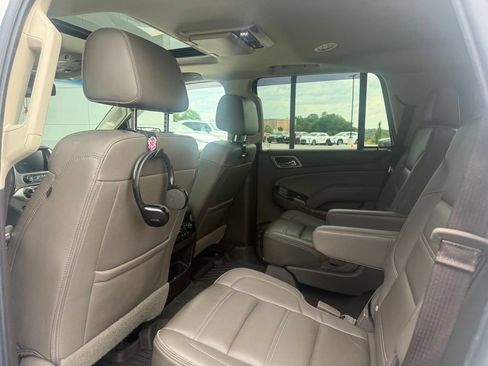 Used 2020 GMC Yukon Denali w/ Denali Ultimate Package AWD/4WD image 16