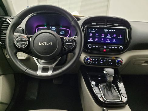 Used 2024 Kia Soul EX image 22