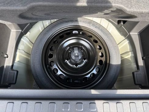 Certified 2024 Chevrolet Equinox Premier AWD/4WD image 18