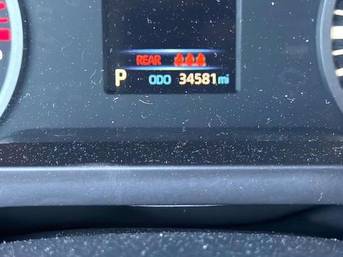 Used 2023 Toyota Tundra SR5 w/ SR5 Convenience Package image 12