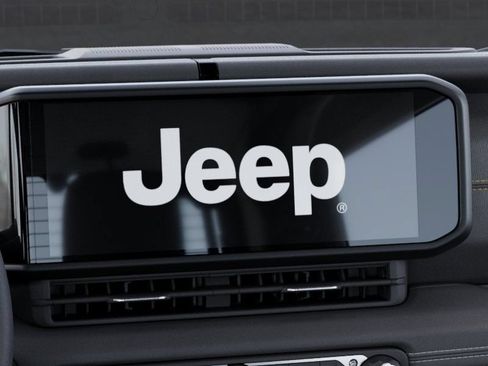 New 2026 Jeep Wrangler Unlimited Sahara AWD/4WD image 18