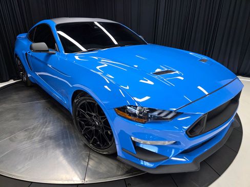 Used 2022 Ford Mustang GT Premium w/ Equipment Group 401A RWD image 48