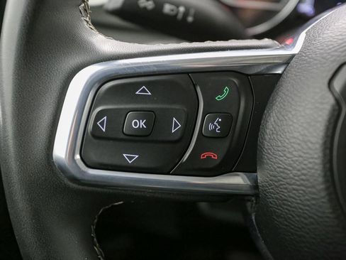 Used 2023 Jeep Wrangler Sahara image 40