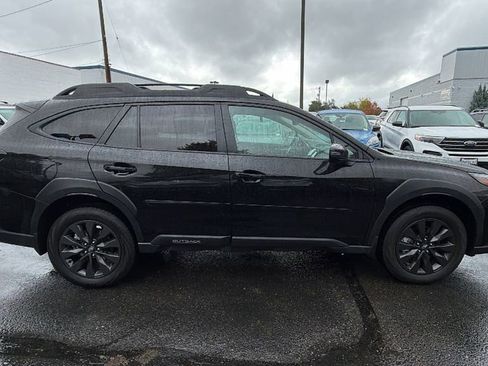 Used 2025 Subaru Outback Onyx Edition XT image 3