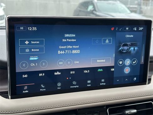 Certified 2022 Lincoln Nautilus Reserve image 21