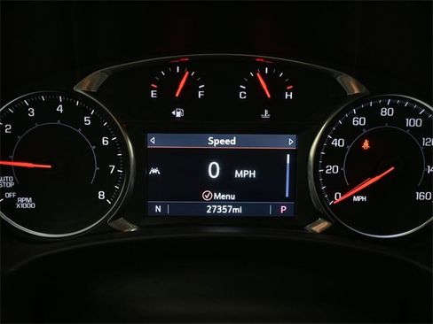 Used 2023 GMC Terrain SLE w/ Driver Convenience Package image 9