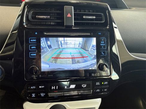 Used 2018 Toyota Prius Two image 25