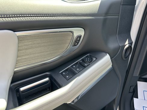 New 2027 Ford Expedition Max Platinum AWD/4WD image 10