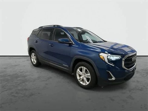 Used 2020 GMC Terrain SLE w/ Driver Convenience Package image 5
