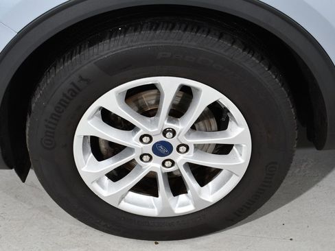 Used 2022 Ford Escape SE w/ Cold Weather Package image 24